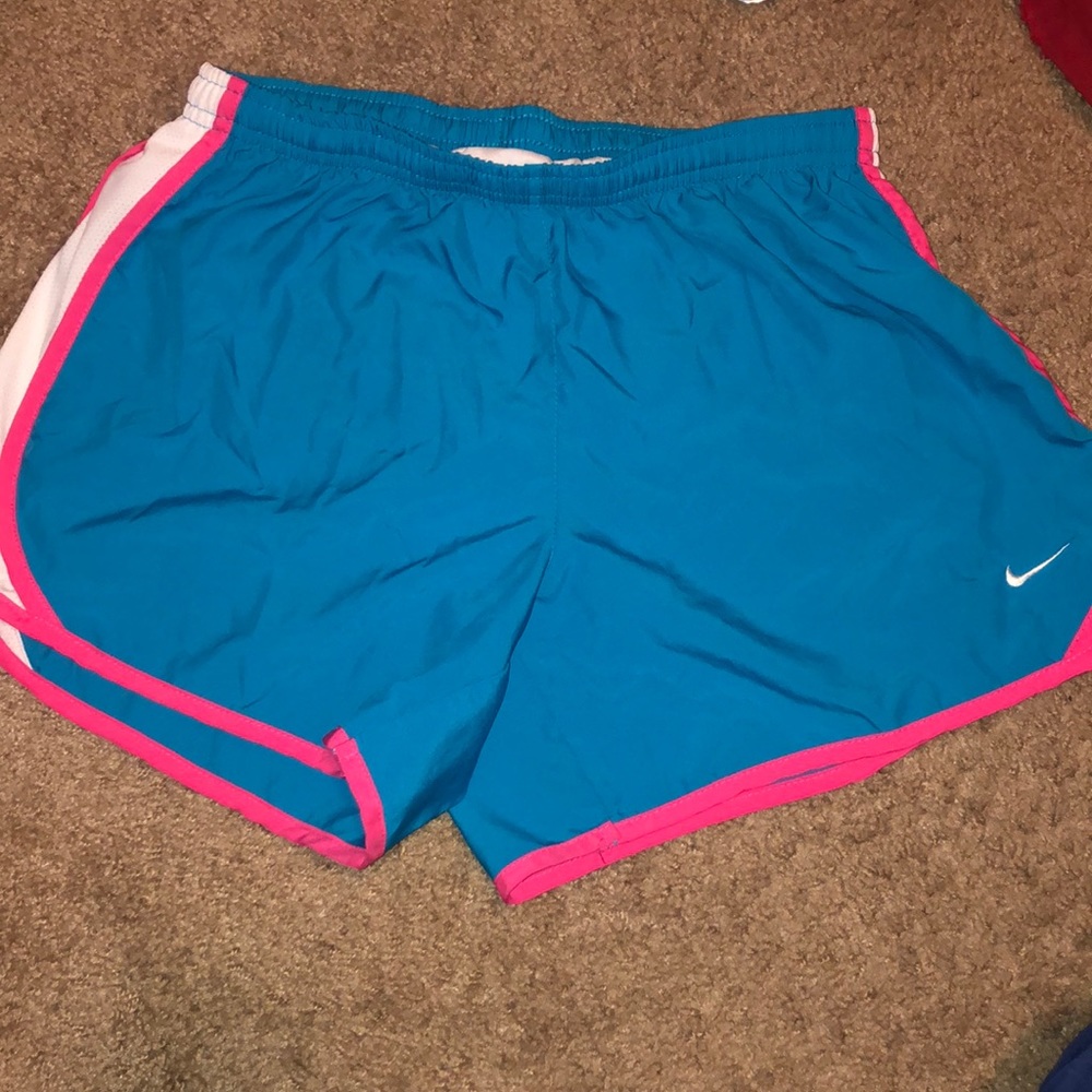 Nike running shorts YOUTH XL